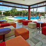 فندق Illot