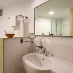 Illot فندق كالا راتخاذا