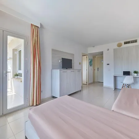 Hotel Illot 4*