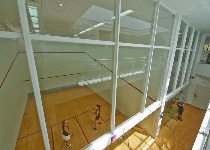 Illot كالا راتخاذا